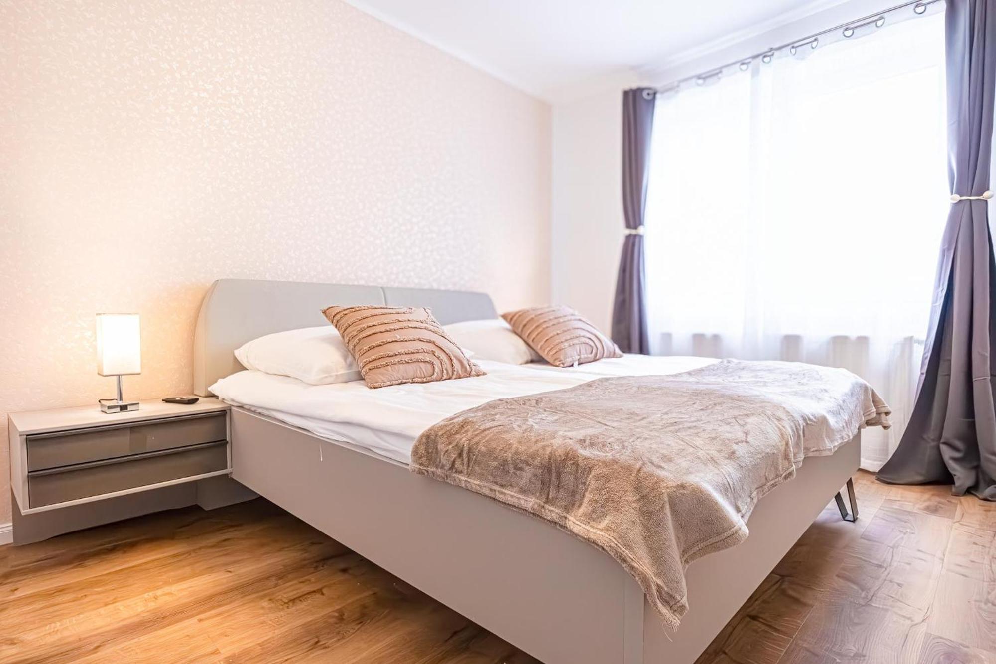 Charming 1Br And 1Lr Apt Modern Design Donaustadt เวียนนา ภายนอก รูปภาพ