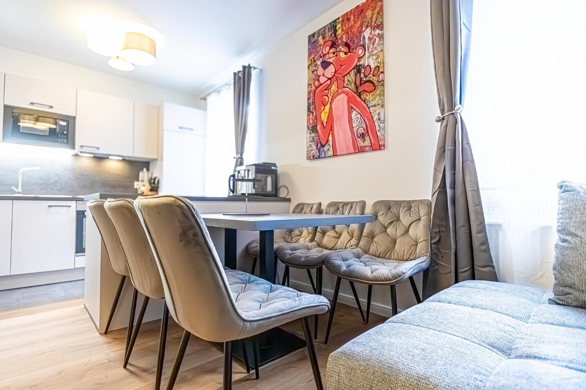 Charming 1Br And 1Lr Apt Modern Design Donaustadt เวียนนา ภายนอก รูปภาพ