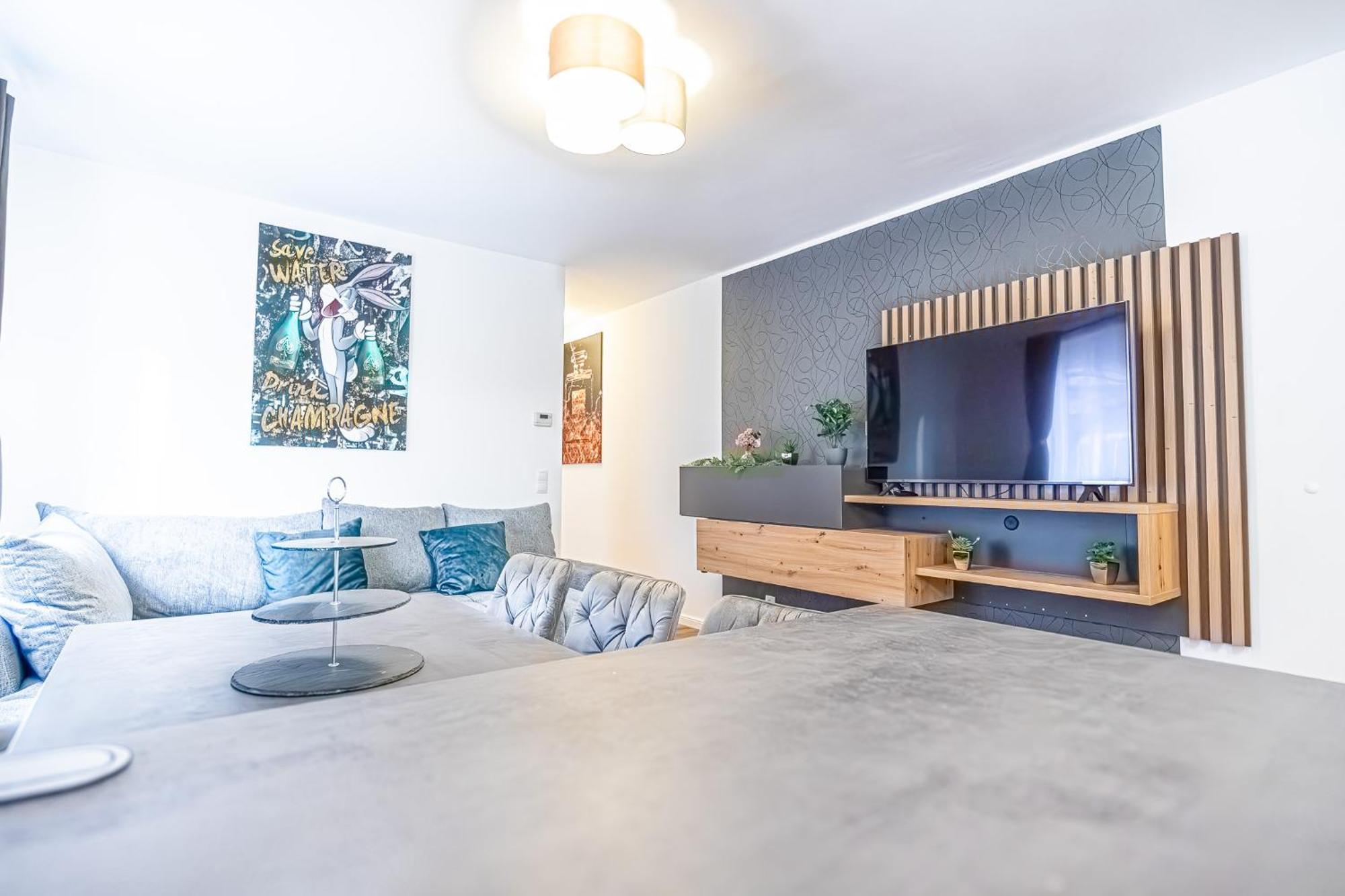 Charming 1Br And 1Lr Apt Modern Design Donaustadt เวียนนา ภายนอก รูปภาพ