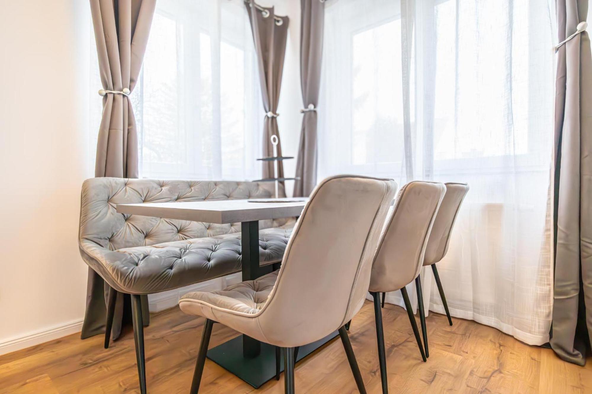 Charming 1Br And 1Lr Apt Modern Design Donaustadt เวียนนา ภายนอก รูปภาพ
