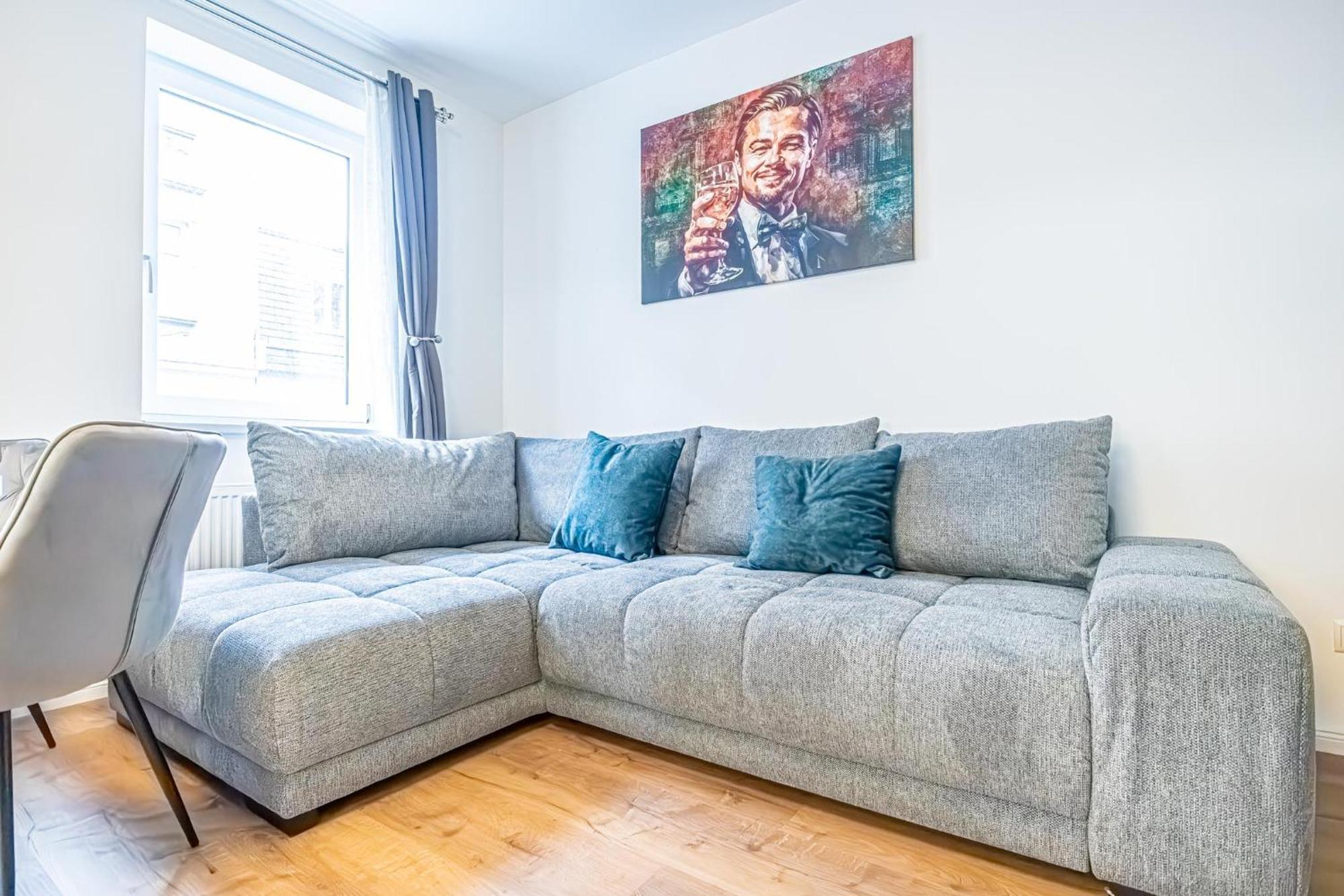 Charming 1Br And 1Lr Apt Modern Design Donaustadt เวียนนา ภายนอก รูปภาพ