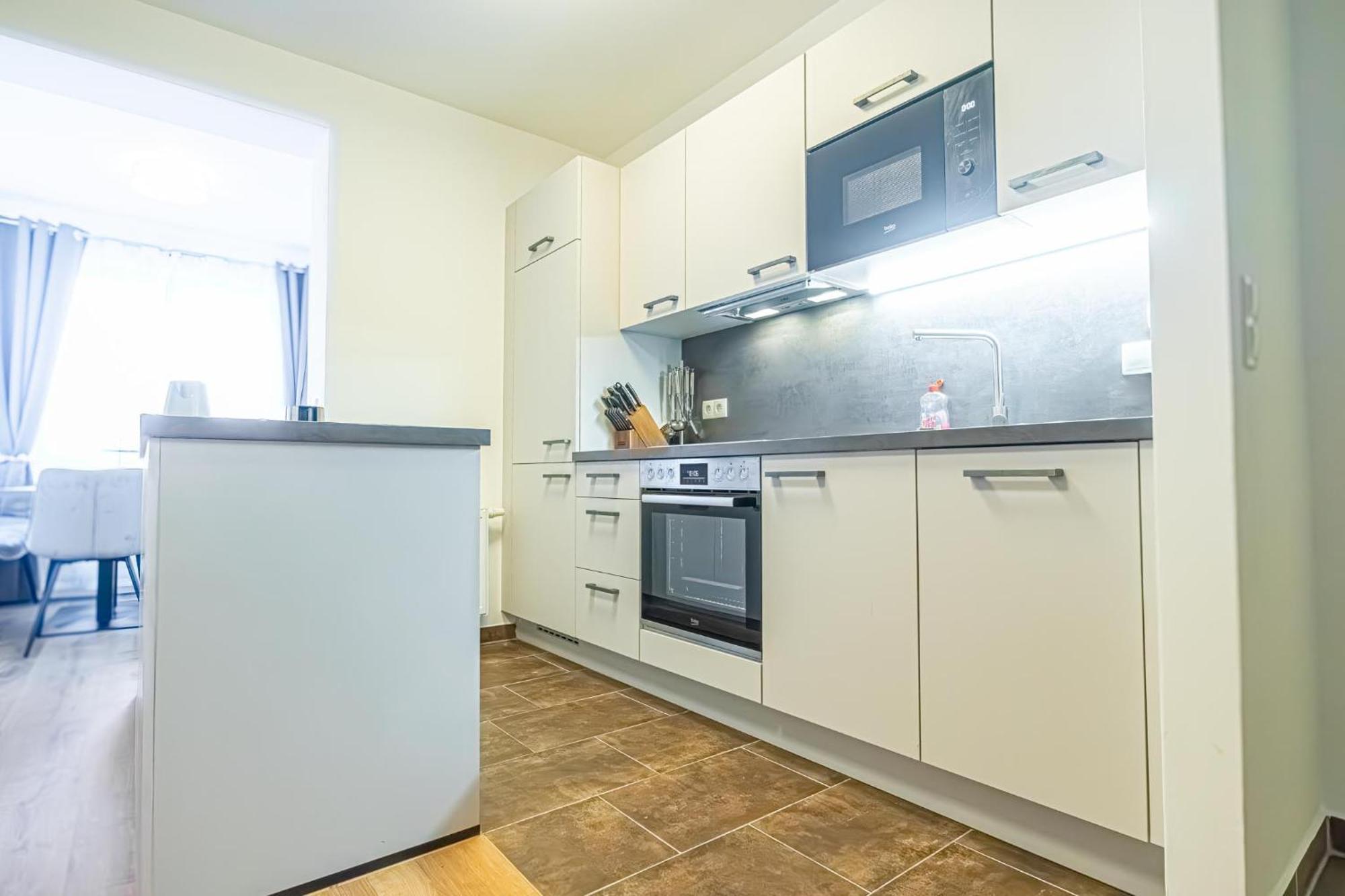 Charming 1Br And 1Lr Apt Modern Design Donaustadt เวียนนา ภายนอก รูปภาพ